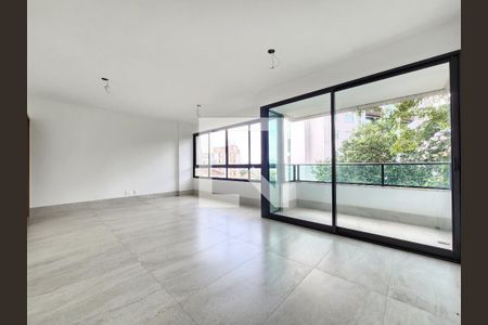 Apartamento à venda com 141m², 4 quartos e 4 vagas Apartamento à venda com 141m², 4 quartos e 4 vagasSala