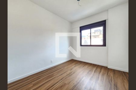 Apartamento à venda com 141m², 4 quartos e 4 vagas Apartamento à venda com 141m², 4 quartos e 4 vagasQuarto semi Suíte 4