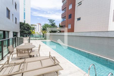 Apartamento à venda com 141m², 3 quartos e 4 vagas Apartamento à venda com 141m², 3 quartos e 4 vagasÁrea da Piscina