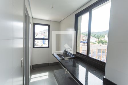 Apartamento à venda com 141m², 3 quartos e 4 vagas Apartamento à venda com 141m², 3 quartos e 4 vagasÁrea de Serviço