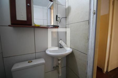 Banheiro de casa para alugar com 1 quarto, 50m² em Vila São José, São Paulo