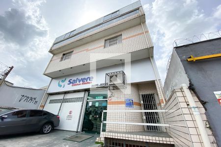 Casa para alugar com 140m², 2 quartos e sem vagaFachada