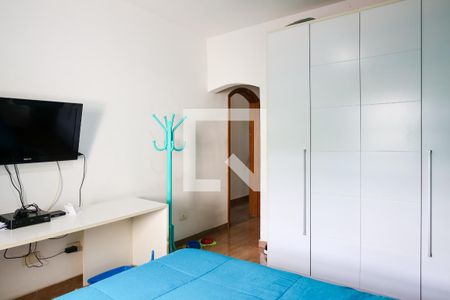 Casa à venda com 180m², 4 quartos e 4 vagas Casa à venda com 180m², 4 quartos e 4 vagasQuarto 2