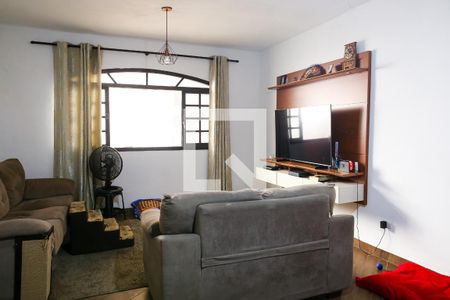 Sala de casa para alugar com 4 quartos, 180m² em Barcelona, Santo André