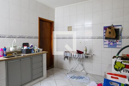 Casa à venda com 180m², 4 quartos e 4 vagas Casa à venda com 180m², 4 quartos e 4 vagasCozinha