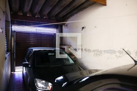 Casa à venda com 180m², 4 quartos e 4 vagas Casa à venda com 180m², 4 quartos e 4 vagasGaragem