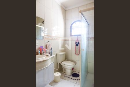 Casa à venda com 180m², 4 quartos e 4 vagas Casa à venda com 180m², 4 quartos e 4 vagasBanheiro do Quarto 1