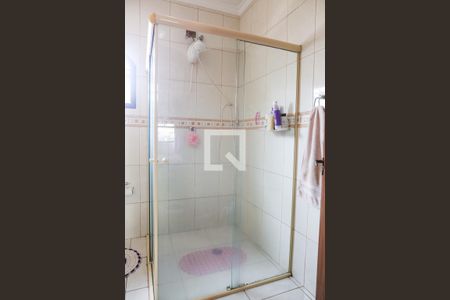 Casa à venda com 180m², 4 quartos e 4 vagas Casa à venda com 180m², 4 quartos e 4 vagasBanheiro do Quarto 1