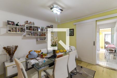 Casa à venda com 3 quartos, 200m² em Belenzinho, São Paulo