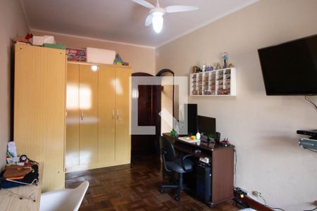 Casa à venda com 172m², 3 quartos e 2 vagasQuarto 1