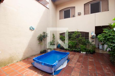 Casa à venda com 172m², 3 quartos e 2 vagasQuintal