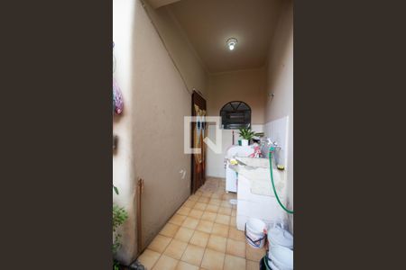 Casa à venda com 172m², 3 quartos e 2 vagasÁrea de Serviço