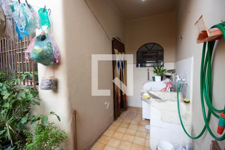 Casa à venda com 172m², 3 quartos e 2 vagasÁrea de Serviço