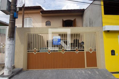 Casa à venda com 172m², 3 quartos e 2 vagasFachada