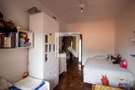 Casa à venda com 172m², 3 quartos e 2 vagasQuarto 2