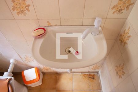 Casa à venda com 172m², 3 quartos e 2 vagasBanheiro 1