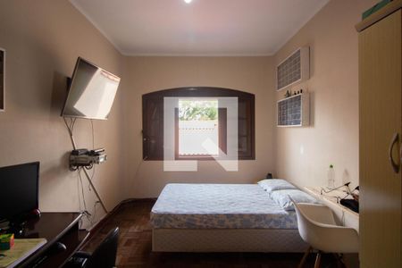 Casa à venda com 172m², 3 quartos e 2 vagasQuarto 1