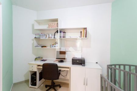 Casa à venda com 65m², 2 quartos e sem vaga Casa à venda com 65m², 2 quartos e sem vagaQuarto