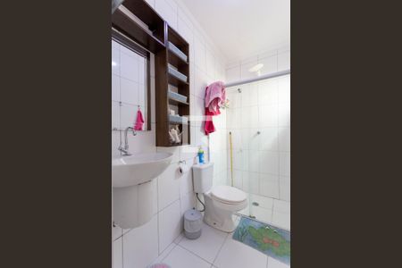 Banheiro de casa à venda com 2 quartos, 65m² em Jardim Maria Estela, São Paulo