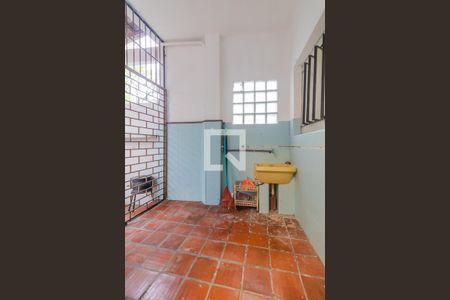 Casa à venda com 300m², 3 quartos e 2 vagas Casa à venda com 300m², 3 quartos e 2 vagasÁrea de Serviço