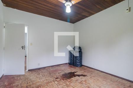 Casa à venda com 300m², 3 quartos e 2 vagas Casa à venda com 300m², 3 quartos e 2 vagasQuarto 2