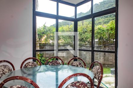 Sala de apartamento para alugar com 3 quartos, 198m² em Vila Santa Rosa, Guarujá
