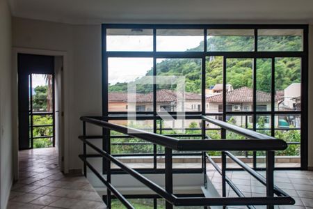 Sala 2 de apartamento para alugar com 3 quartos, 198m² em Vila Santa Rosa, Guarujá