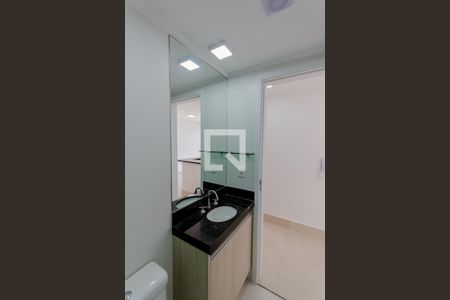 Apartamento para alugar com 62m², 2 quartos e 2 vagasBanheiro