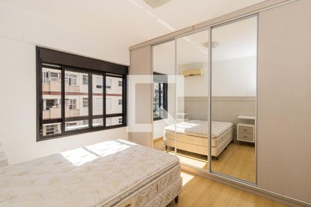 Quarto 1 Suite de apartamento para alugar com 2 quartos, 65m² em Menino Deus, Porto Alegre