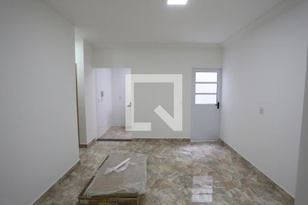 Sala de apartamento para alugar com 2 quartos, 45m² em Vila Guilhermina, São Paulo