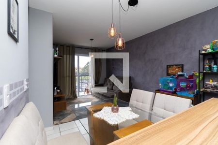 Sala de apartamento à venda com 2 quartos, 61m² em Vila Santa Maria, Jundiaí