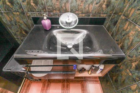 Casa à venda com 125m², 4 quartos e 2 vagas Casa à venda com 125m², 4 quartos e 2 vagasBanheiro 2