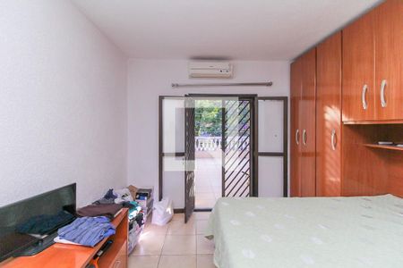 Casa à venda com 125m², 4 quartos e 2 vagas Casa à venda com 125m², 4 quartos e 2 vagasSuíte