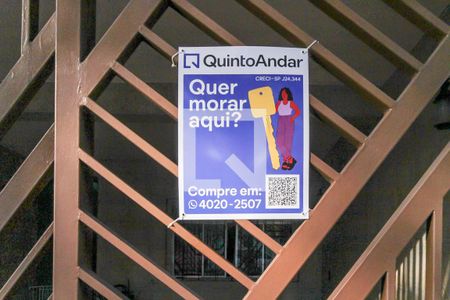 Casa à venda com 125m², 4 quartos e 2 vagas Casa à venda com 125m², 4 quartos e 2 vagasPlaquinha