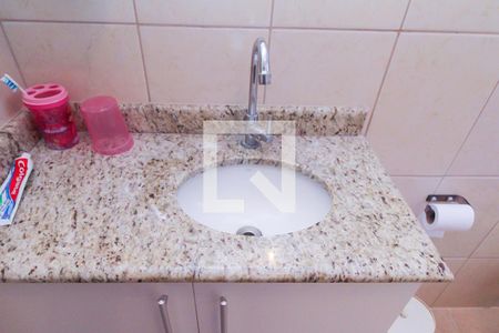 Casa à venda com 125m², 4 quartos e 2 vagas Casa à venda com 125m², 4 quartos e 2 vagasBanheiro 3