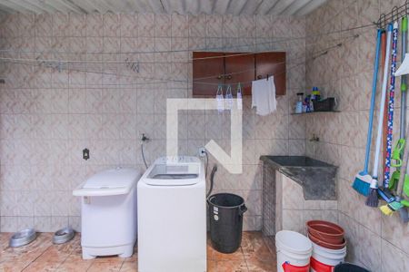 Casa à venda com 125m², 4 quartos e 2 vagas Casa à venda com 125m², 4 quartos e 2 vagasÁrea de Serviço