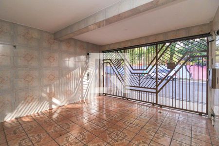 Casa à venda com 125m², 4 quartos e 2 vagas Casa à venda com 125m², 4 quartos e 2 vagasGaragem