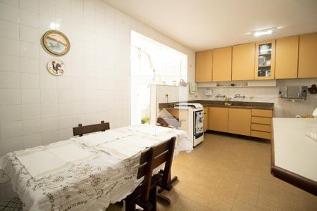 Apartamento à venda com 112m², 3 quartos e 2 vagasCozinha