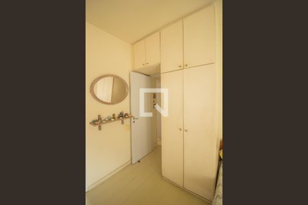 Apartamento à venda com 112m², 3 quartos e 2 vagasQuarto 3