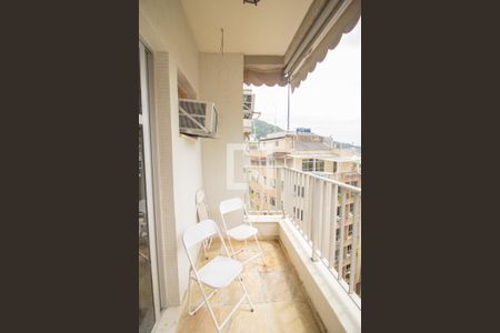 Apartamento à venda com 112m², 3 quartos e 2 vagasVaranda do Quarto 3