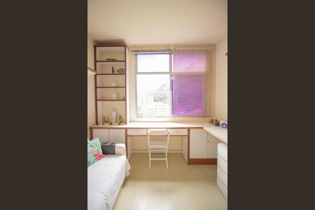 Apartamento à venda com 112m², 3 quartos e 2 vagasQuarto 1