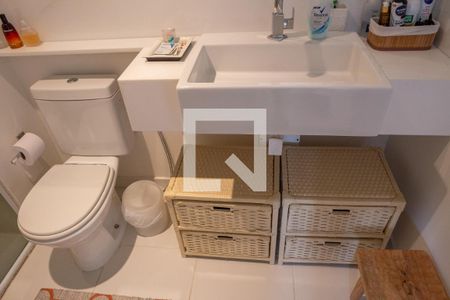 Apartamento à venda com 82m², 2 quartos e 1 vagaBanheiro da Suíte