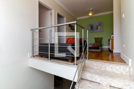 Casa para alugar com 473m², 3 quartos e 5 vagas Casa para alugar com 473m², 3 quartos e 5 vagasHall