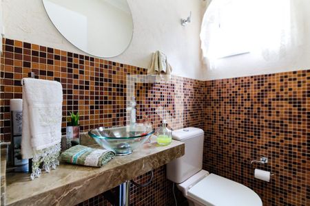 Casa para alugar com 473m², 3 quartos e 5 vagas Casa para alugar com 473m², 3 quartos e 5 vagasLavabo