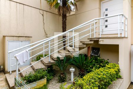 Casa para alugar com 473m², 3 quartos e 5 vagas Casa para alugar com 473m², 3 quartos e 5 vagasEntrada