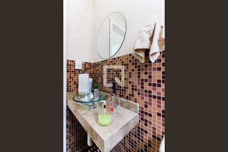 Casa para alugar com 473m², 3 quartos e 5 vagas Casa para alugar com 473m², 3 quartos e 5 vagasLavabo