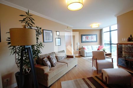 Sala  de apartamento à venda com 3 quartos, 110m² em Vila Suzana, São Paulo