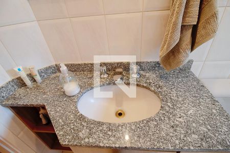 Apartamento à venda com 110m², 3 quartos e 3 vagasBanheiro 