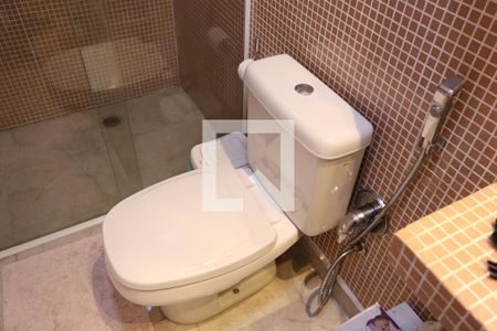 Casa à venda com 165m², 3 quartos e 2 vagasBanheiro da Suíte 2