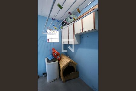 Casa à venda com 165m², 3 quartos e 2 vagasÁrea de Serviço